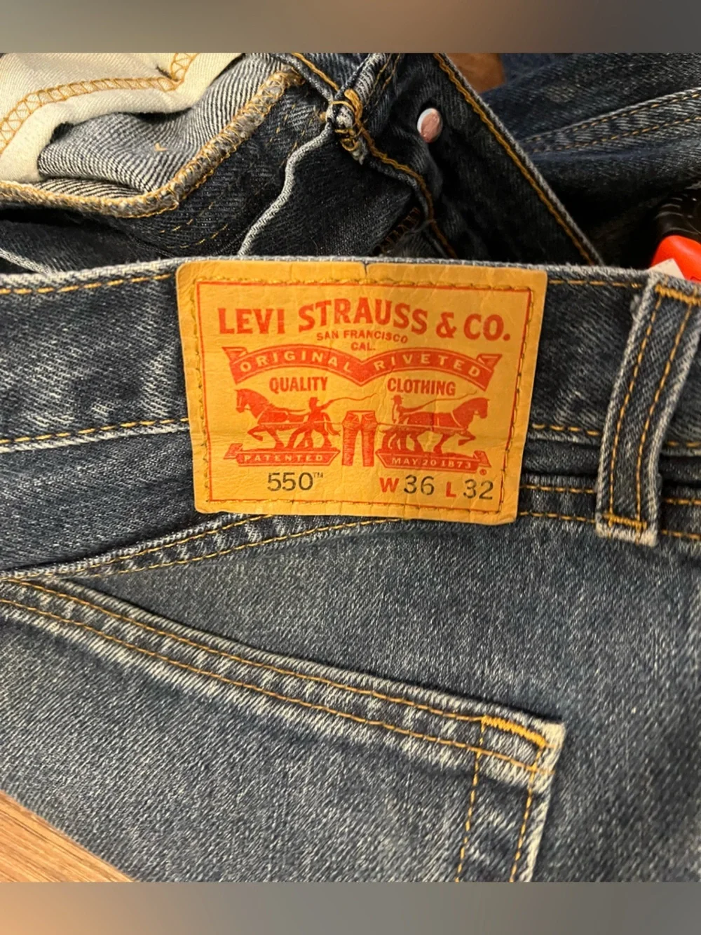 Levi’s vintage Straight-Leg Faded Blue Denim Jeans 36x32 - Picture 9 of 11